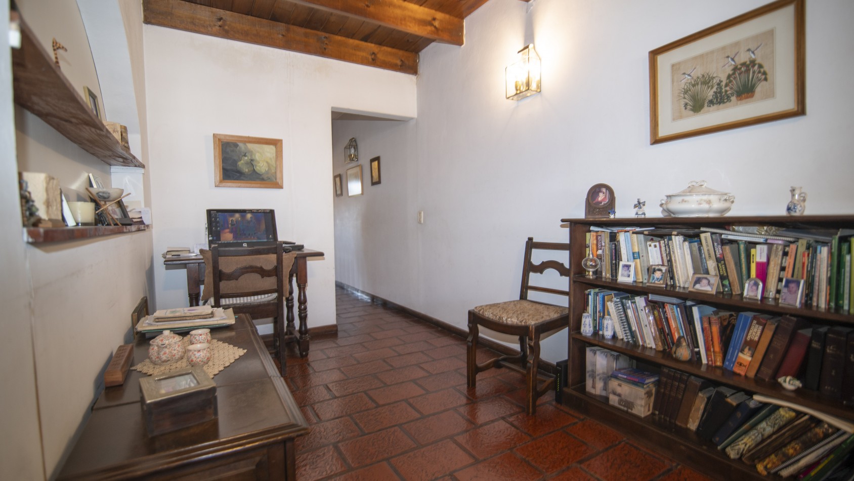 DUPLEX 3 dormitorios, fondo parquizado y cochera