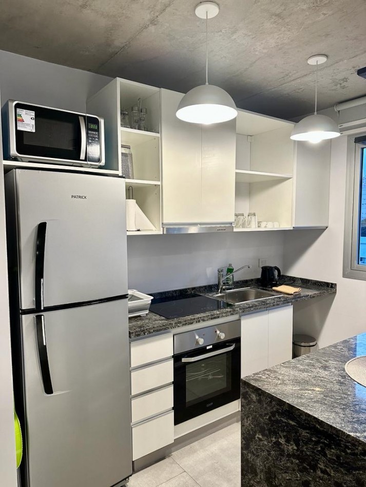 Departamento en torre en Cañitas 2 ambientes posible 3 ambientes