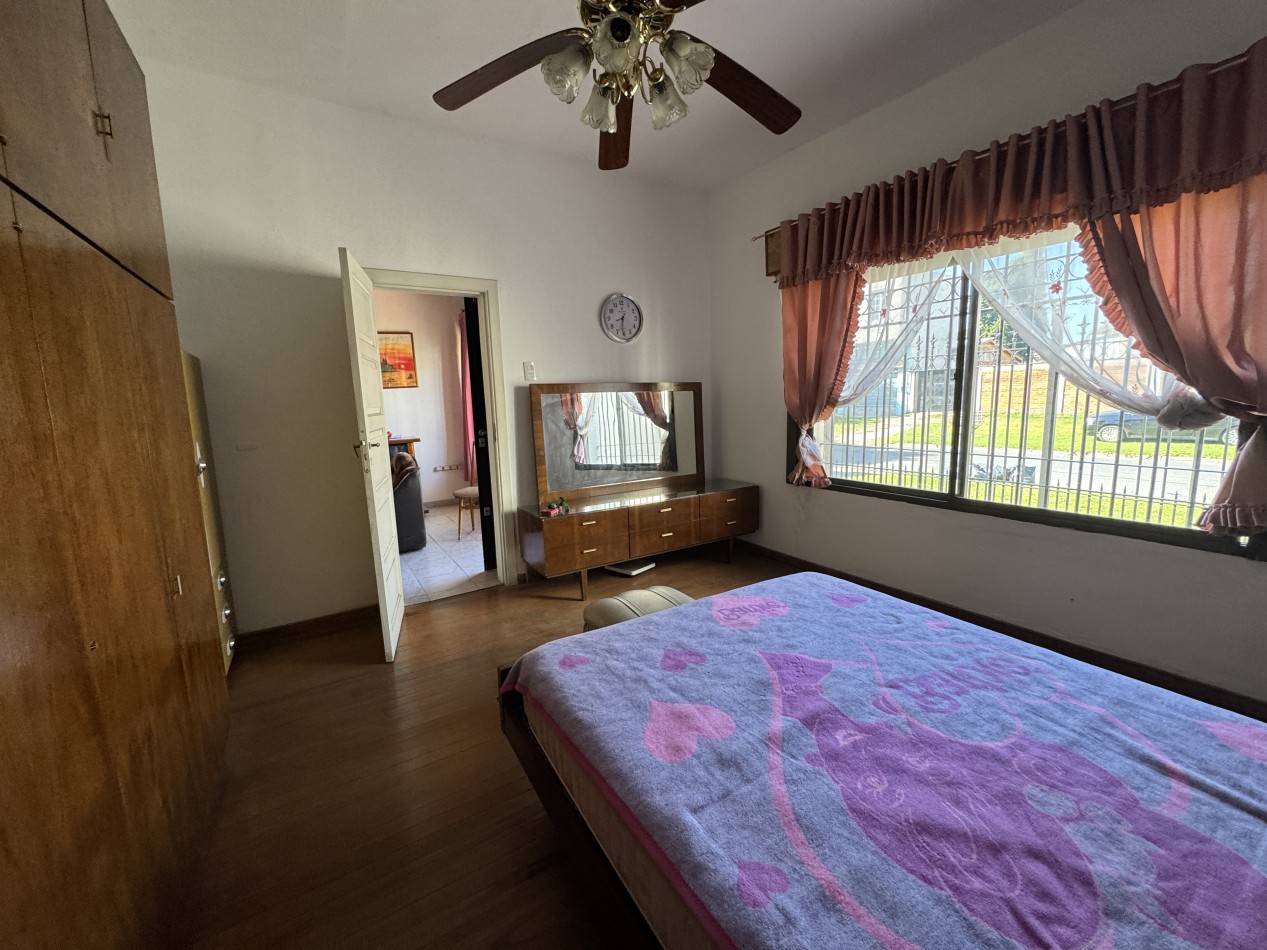 VENTA EN QUILMES - DOS CASA EN UN MISMO LOTE 