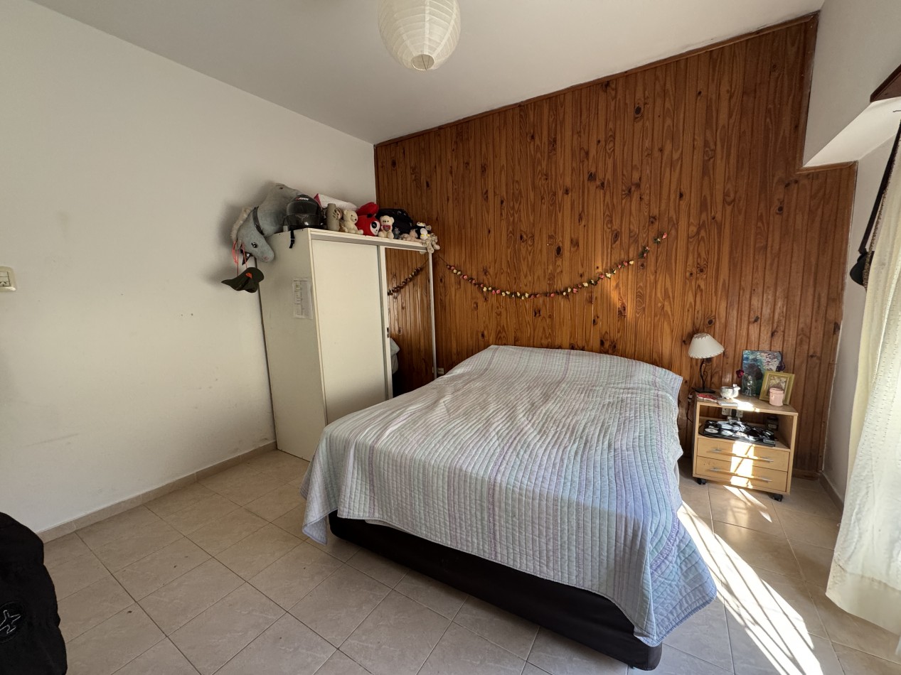 VENTA EN QUILMES - DOS CASA EN UN MISMO LOTE 