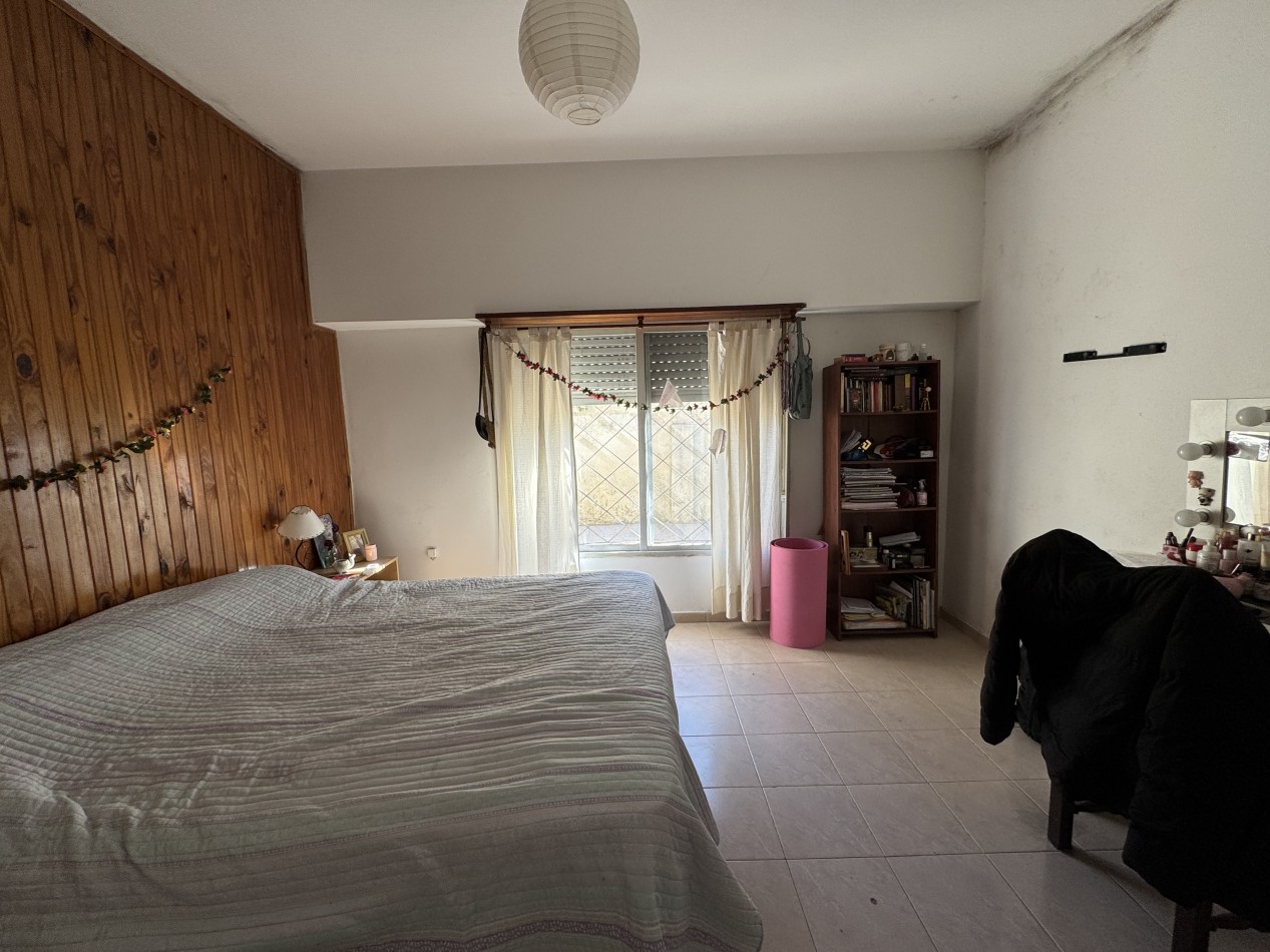 VENTA EN QUILMES - DOS CASA EN UN MISMO LOTE 