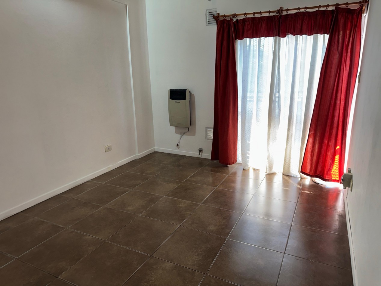 VENTA DEPARTAMENTO CON COCHERA EN EZPELTA